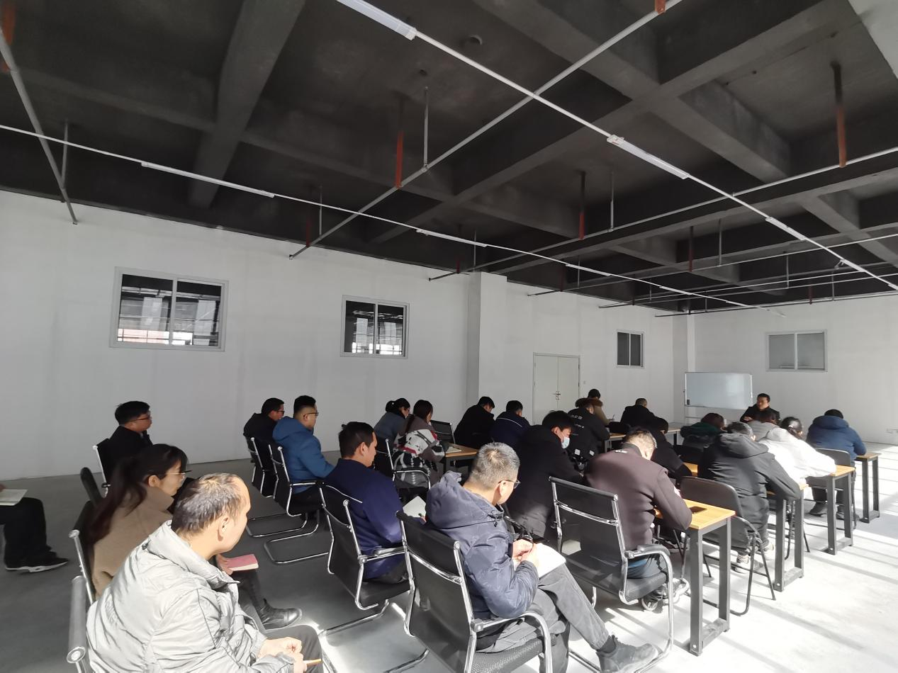 集團總裁柯建東一行蒞臨鄭州公司部署工作