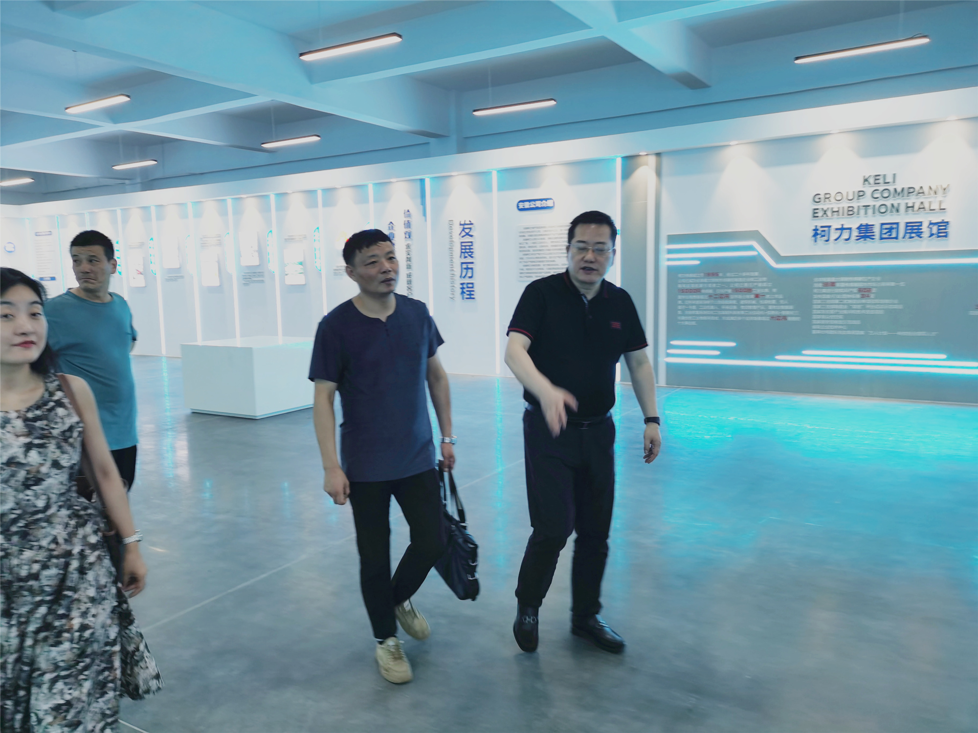 集團總裁柯建東蒞臨安徽公司指導(dǎo)工作